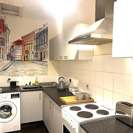 Two Bed Flat In Popular York Rd * Birmingham